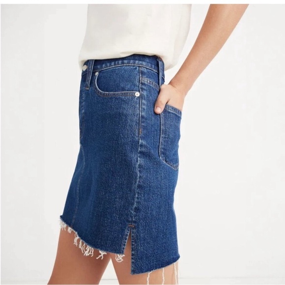 Madewell Stretch Jean/Denim Step Hem Straight Mini Skirt. Size 30. - Picture 2 of 15